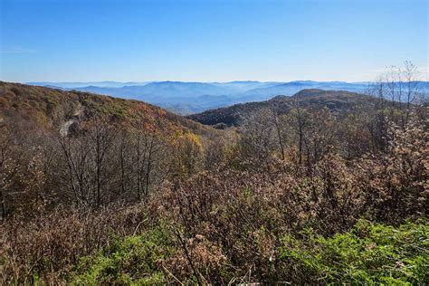 Tour the Cherohala Skyway