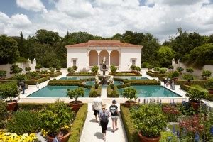 Gardens » Hamilton Gardens