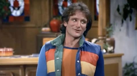 Robin Williams Found A Clever Way To Sneak Material Past Mork & Mindy's Censors