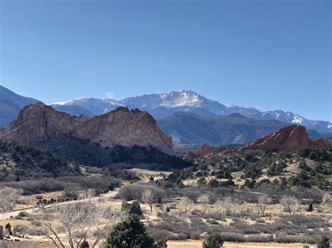 Garden_Of_The_Gods_Visitor_Center_View