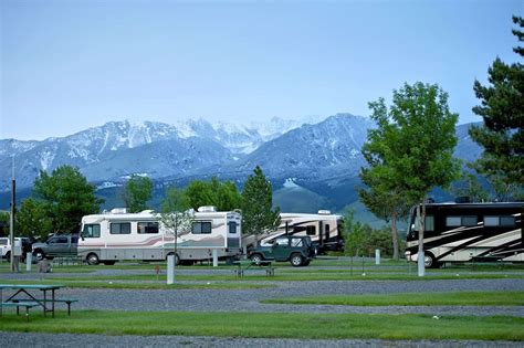 17 Unforgettable RV Camp Spots in Montana (Both Parks and Rustic ...