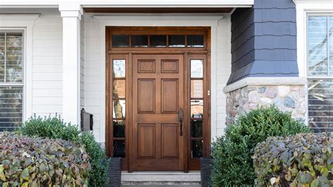 5 ways to make a front door look more expensive in an instant