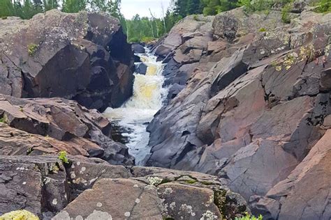 BEST Part of Cascades Trails near Thunder Bay MAP + Guide