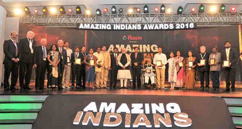 Narendra Modi Gives Away Amazing Indians Awards