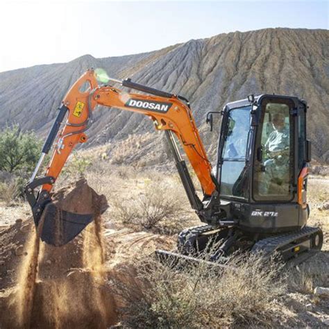 DX27Z-7 | Develon Compact Excavator | CarletonEquipment.com