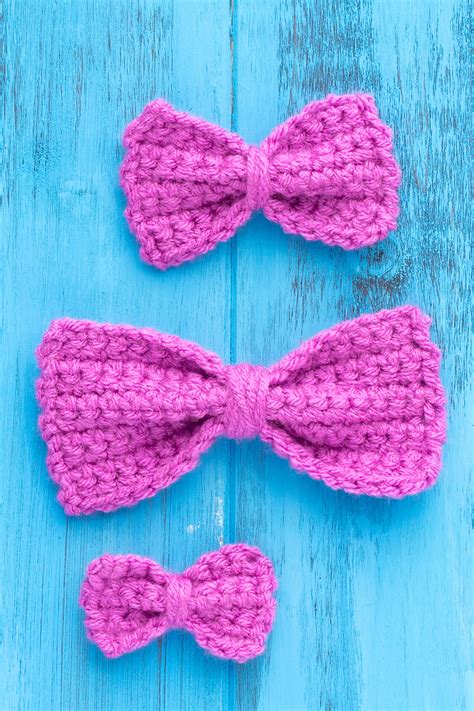 Beginner Bows in Three Sizes - Free Crochet Pattern | You Should Craft