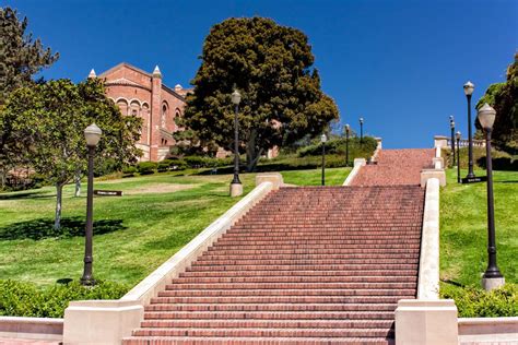 California's Most Beautiful College Campuses