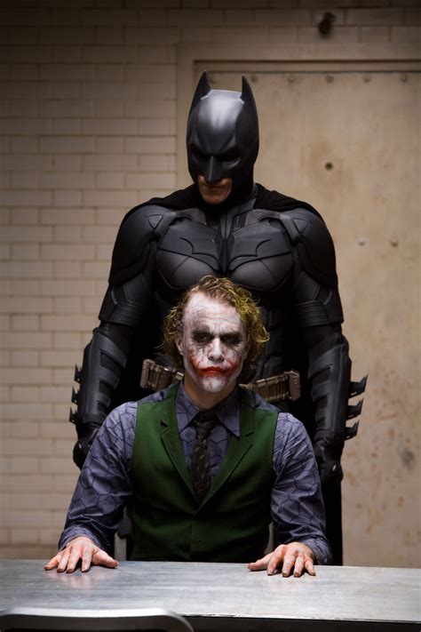 Top 50+ imagen batman dark knight joker - Abzlocal.mx