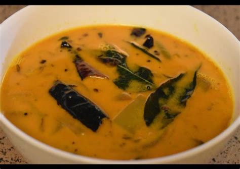 Raw mango curry in Coconut milk Recipe by Lini Jacob - Cookpad