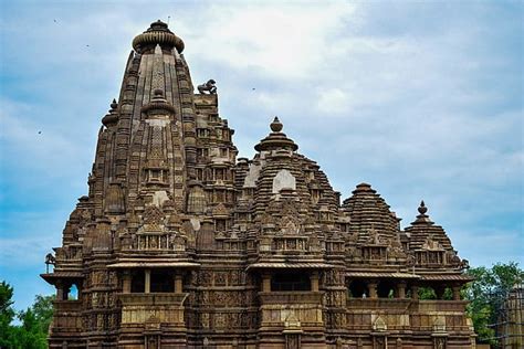 Vishwanath Temple: A Famous Temple In Khajuraho - E India Tourism