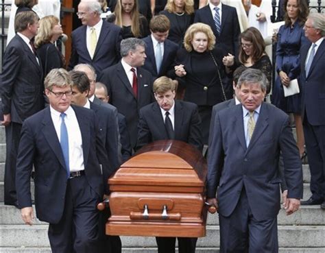 Funeral Mass held for Ted Kennedy's daughter - The San Diego Union-Tribune