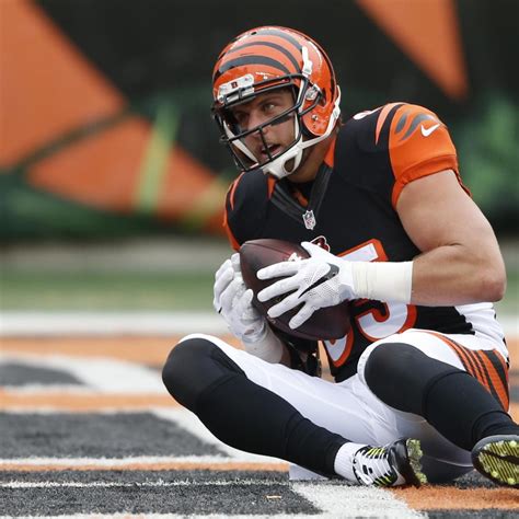 Tyler Eifert Injury: Updates on Bengals TE's Neck and Return | Bleacher ...