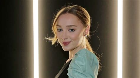 Phoebe Dynevor's boyfriend, family: what to know about her | My Imperfect Life