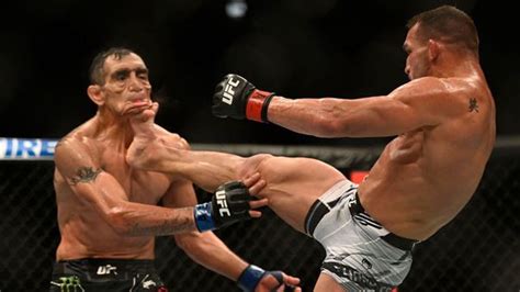 Tony Ferguson's Confession After Michael Chandler Kicked His Face ...