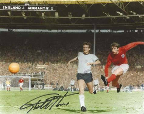 Sold Price: Geoff Hurst 1966 World Cup Final Signed 10 X 8 aut - April 3, 0116 10:00 AM BST