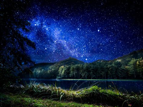 Starry Sky over Mountain and Lake 4K wallpaper download