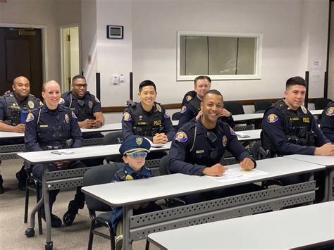 Pasadena Police Department has a fan with 4-year-old - Behind the Badge