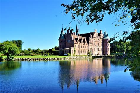 Egeskov Castle - A Multi-facet Destination - Leisurely Drives