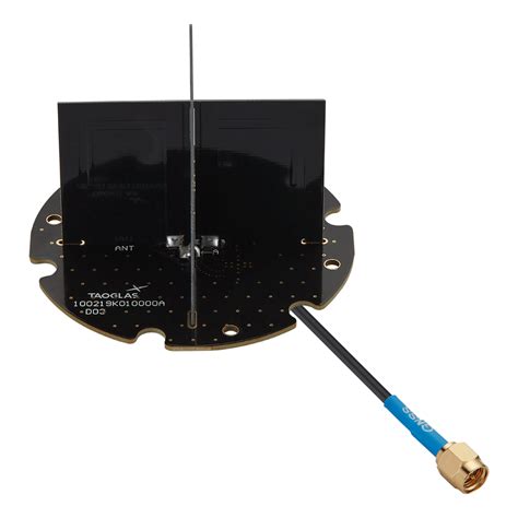 Multi-Band GNSS Antenna for cm-level Accuracy | EAHP.50