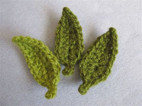 Wind Rose Fiber Studio: Veined Leaf ~ Free Crochet Pattern