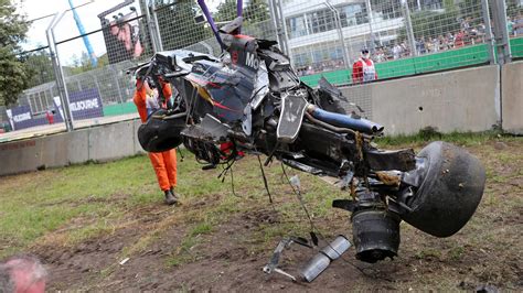 Fernando Alonso walked away from this crash | Top Gear