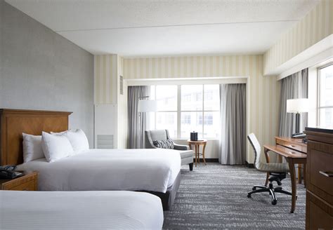 Hartford Marriott Downtown in Hartford, CT (Hotels & Motels) - 860-249-8000 | ABLocal.com