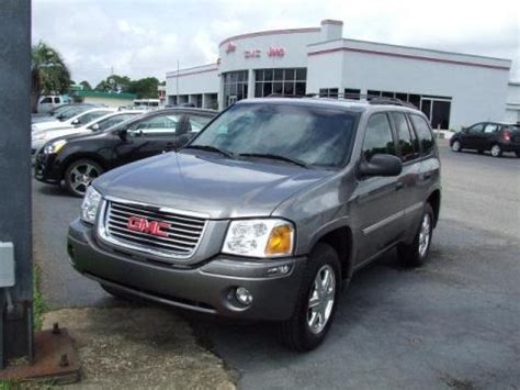 2009 GMC Envoy SLE Data, Info and Specs | GTCarLot.com