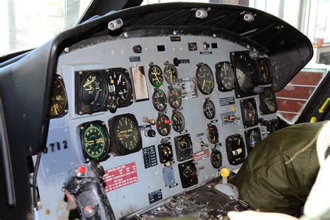 Vietnam War "Huey" Cockpit | Cockpit of Bell UH-1C s/n 66-07… | Flickr