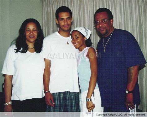 Aaliyah with family - Aaliyah Photo (18560060) - Fanpop