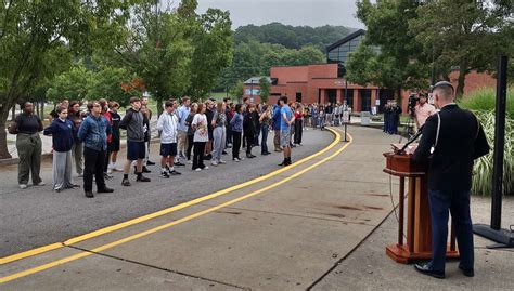 Seneca Valley School District commemorates 9/11 – Butler Eagle