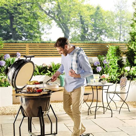 The Aldi Kamodo BBQ is a cut-price rival chefs' favourite The Big Green Egg