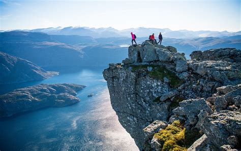 Travel to Nordfjord & Sunnfjord - Historic Hotels in Norway