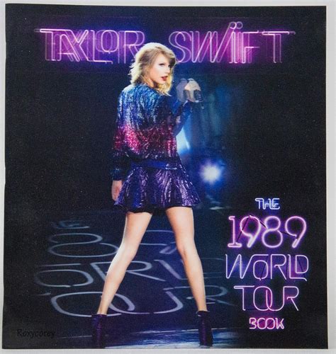 Amazon.com: Taylor Swift Official 1989 World Tour Book Program : Toys ...