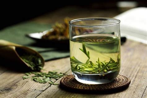 What is Longjing Tea? The Famous Chinese Artisanal Green Tea — Tea and ...