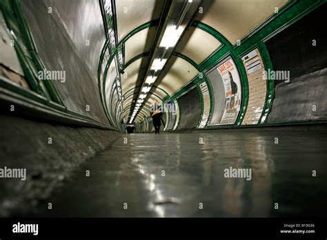 England, London. Embankment Tube Station Stock Photo - Alamy