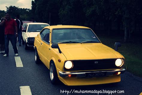 oldskool car garage: Classic / Oldskool 70s Toyota Corolla KE35 Coupe