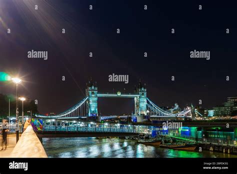 Tower Bridge at night in London, England, UK Stock Photo - Alamy