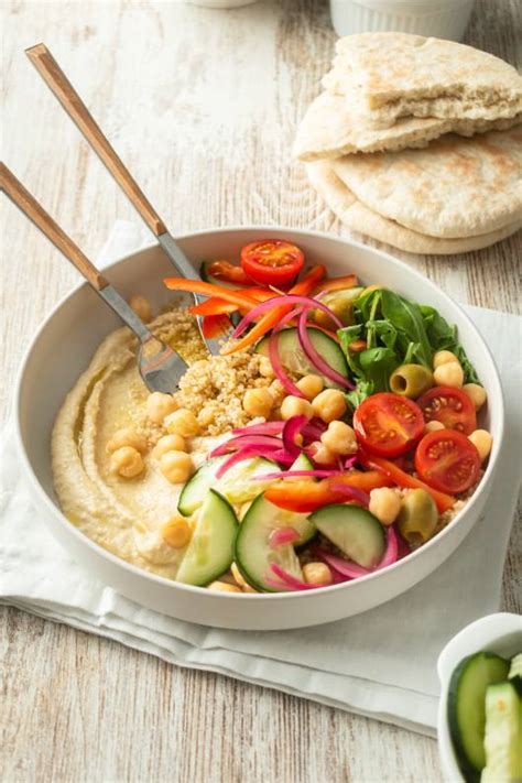 Hummus Bowl (10 Minute Meal!) - Slender Kitchen