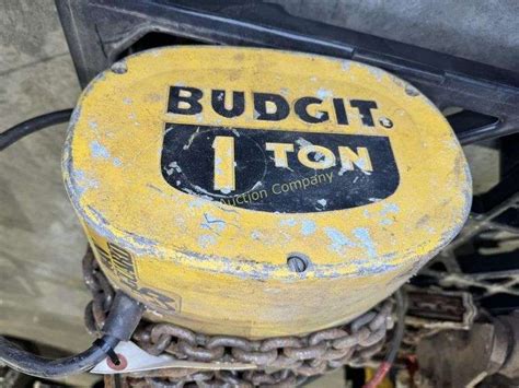 Budgit 1 ton electric hoist - Nutt Auction