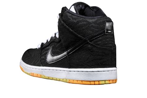 Nike SB Dunk High Skunk 305050-034 - KicksOnFire.com