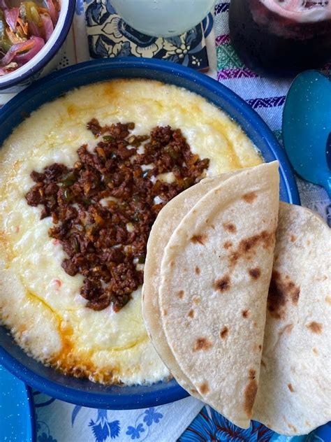 Queso Fundido (Flameado)!! | Recipe | Queso fundido, Mexican food ...