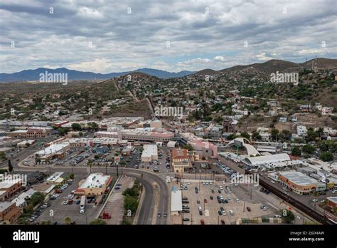 Port of Entry USA Mexico border in Nogales, Arizona Stock Photo - Alamy