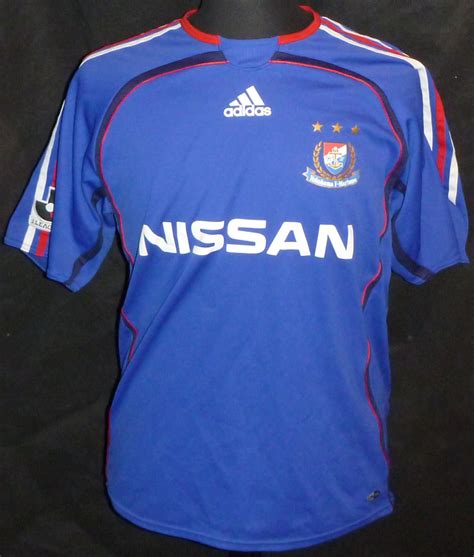 Yokohama F. Marinos Home football shirt 2006 - 2007.