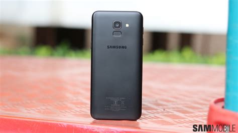 Samsung Galaxy J6 review: Greater than the sum of its parts - SamMobile