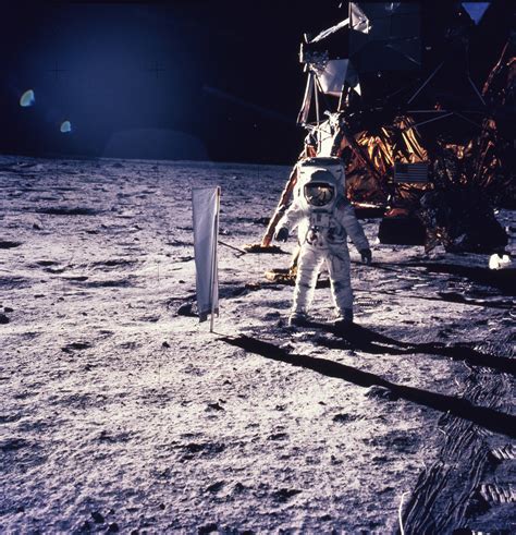 Apollo 11 Moon Landing Pictures: 45 Amazing Photos, 45 Years On ...