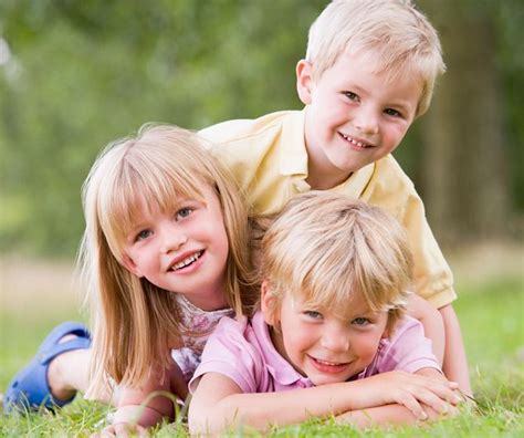 Why three is the most stressful number of children to have - BUT mothers of four are MORE ...