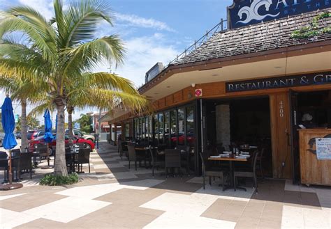 Lauderdale-by-the-Sea Restaurants - Carmen Edelson - Luxury Travel Blogger