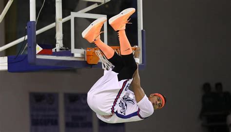 Arwind escapes fine despite Spider-Man dunk in PBA All-Star Game