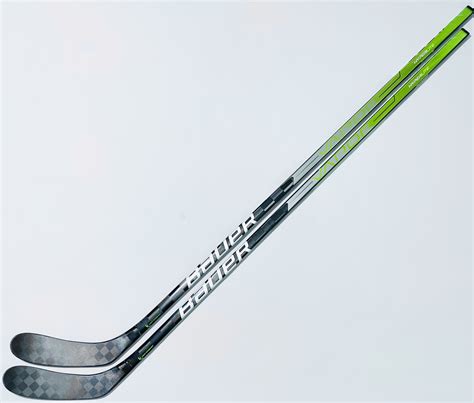 New 2 Pack Custom Gold Bauer Vapor Hyperlite Hockey Sticks-RH-77 Flex-P28-Stick' Em Grip ...