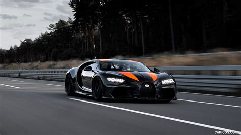 2021 Bugatti Chiron Super Sport 300+ - Front Three-Quarter | HD Wallpaper #1